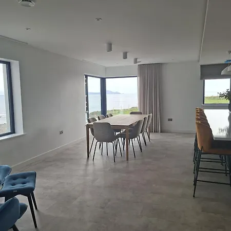 Hébergement de vacances Oceanfront Bliss - A Serene On The Edge Of The Atlantic